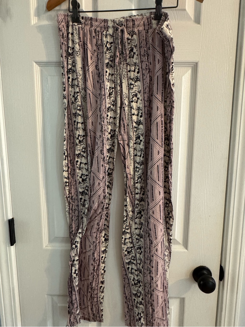 Women's Pink Patterned Lounge Pants